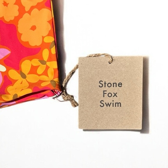 🌻NEW w.tags Stone Fox Swim Lei Lei Mase Rashguard Top Size Small - Picture 7 of 9